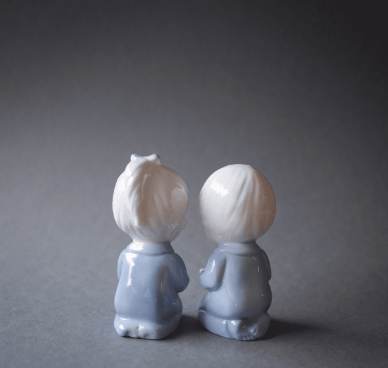 Søskende Porcelænsfigurer 4