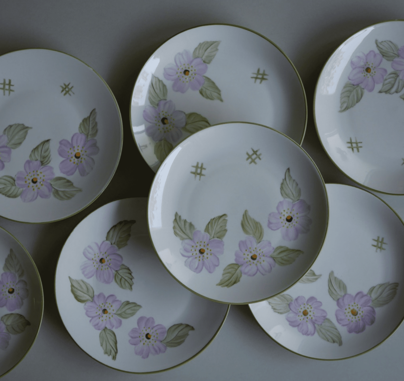 Håndmalede tallerkner med blomster, 7 stk. 3
