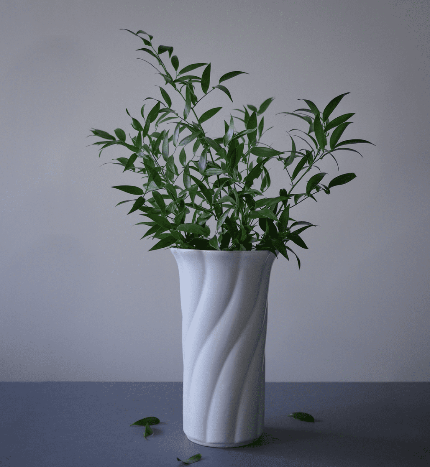 Høj Hvid Swirl Vase 2