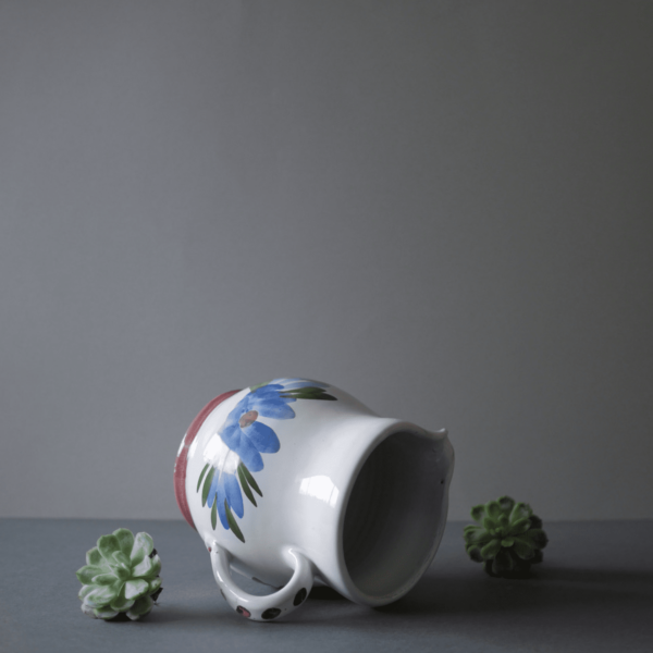 Hvid Kande med Blomstermotiver